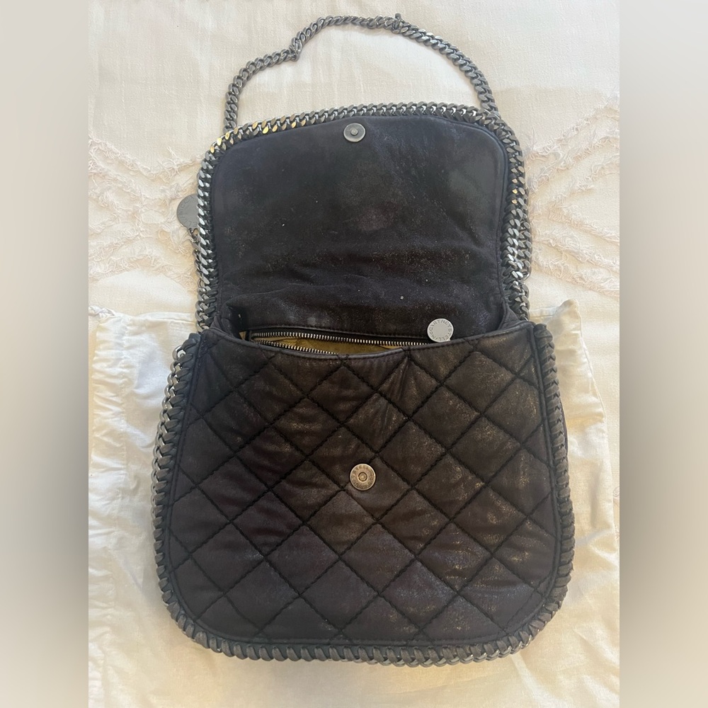 Stella McCartney Quilted Falabella Shoulder Bag - Picture 15 of 16